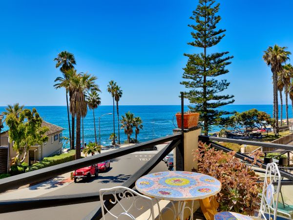 Ocean Views Stroll To Beach Magnificent All the Way