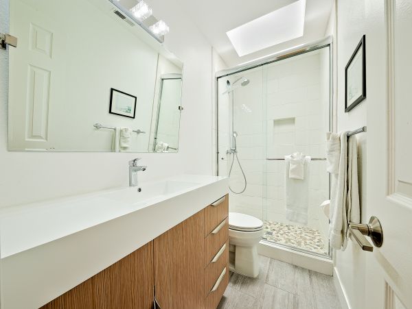 La Jolla Gem Two Min Walk to Beach Vacation Condo