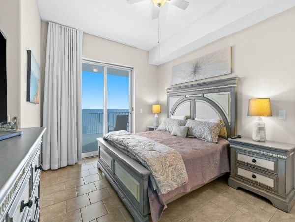 Oceanfront Panama Coty Beach Condo