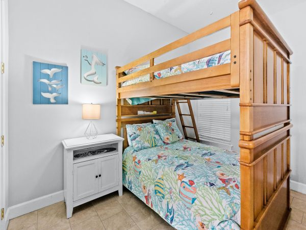 Oceanfront Panama Coty Beach Condo
