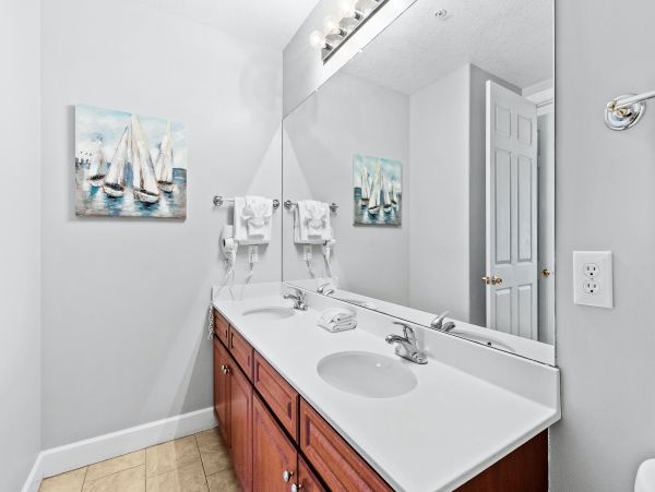 Oceanfront Panama Coty Beach Condo