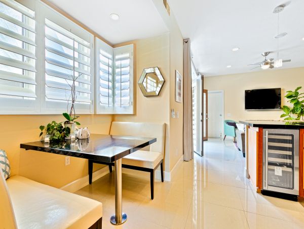 One Block From The Beach Three Bedroom Villa