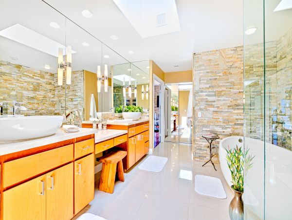 One Block From The Beach Three Bedroom Villa