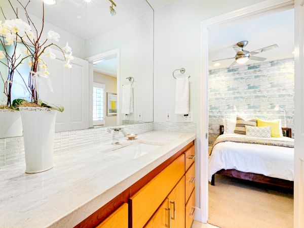 One Block From The Beach Three Bedroom Villa