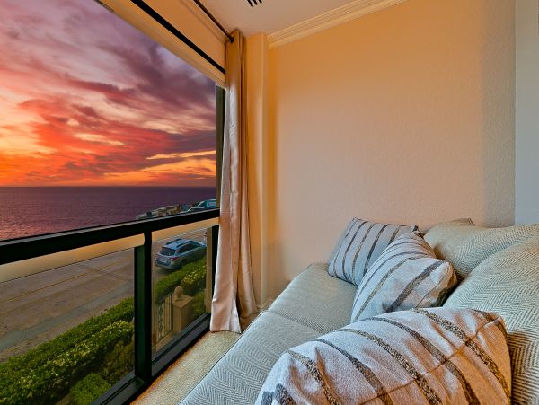 La Jolla Four Bedroom Ocean Front Residence