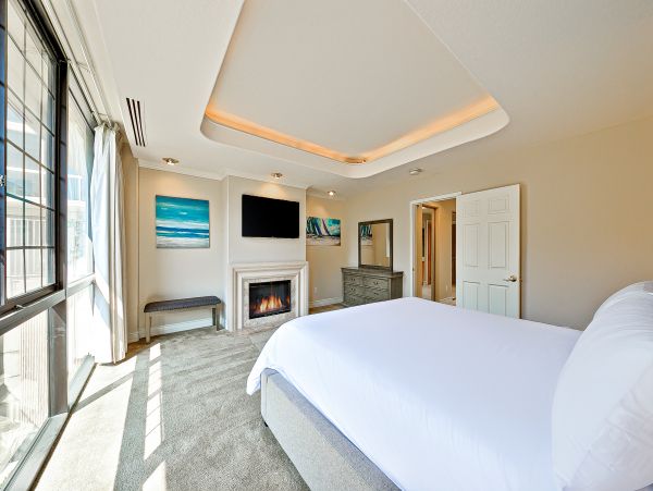 La Jolla Four Bedroom Ocean Front Residence