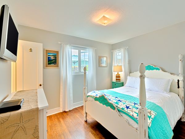 Windansea  Private Beach Cottage - Stroll To Beach
