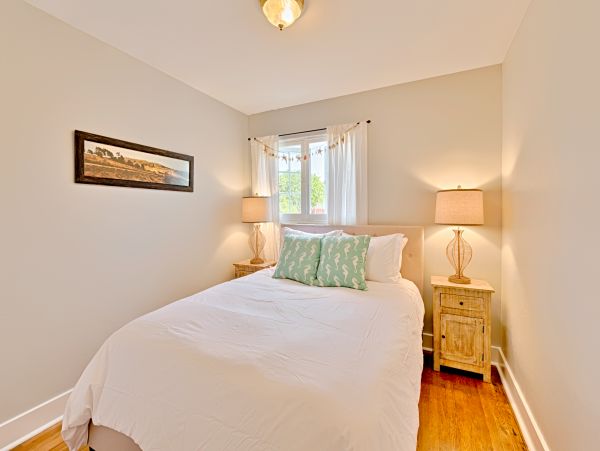 Windansea  Private Beach Cottage - Stroll To Beach