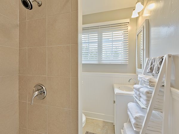 Windansea  Private Beach Cottage - Stroll To Beach