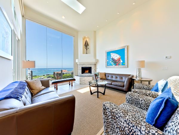 La Jolla Vacation Home Three Bedroom Walk to Beach