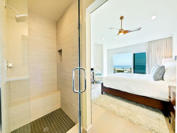 La Jolla Vacation Home Three Bedroom Walk to Beach