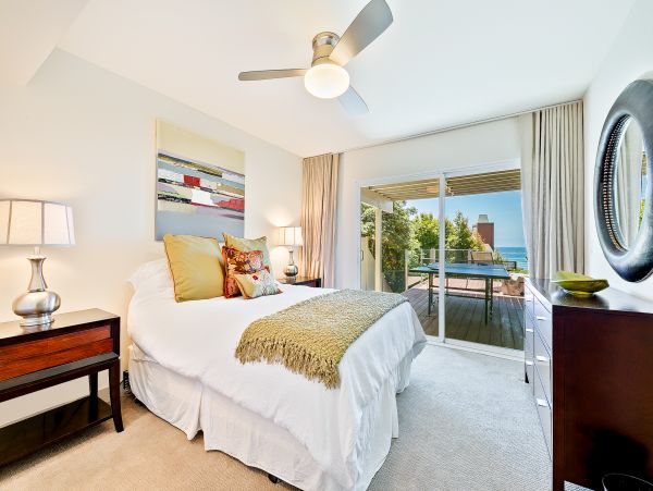 La Jolla Vacation Home Three Bedroom Walk to Beach