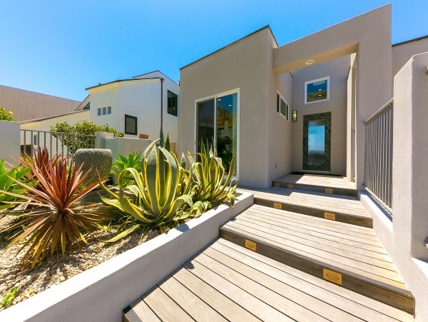La Jolla Vacation Home Three Bedroom Walk to Beach