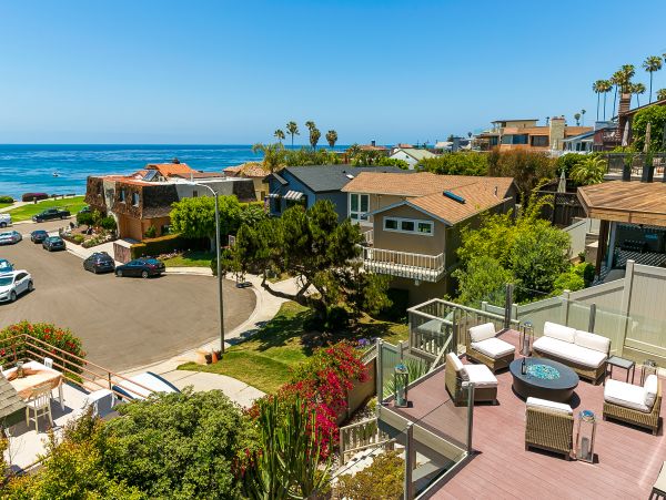 La Jolla Vacation Home Three Bedroom Walk to Beach