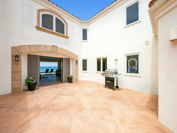La Jolla Luxury Oceanfront Vacation Villa