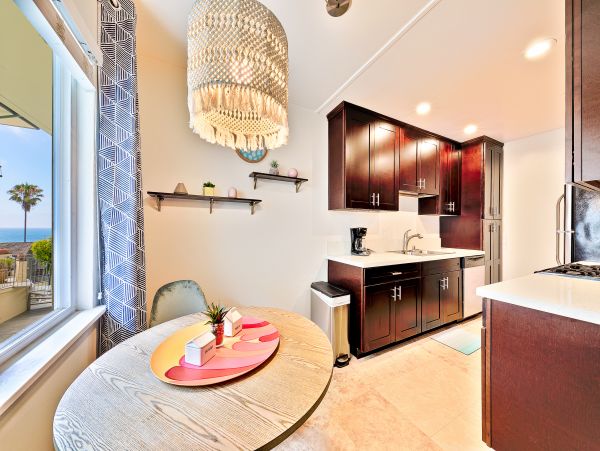 La Jolla Three Bedroom Condo Sleeps 8 Guests