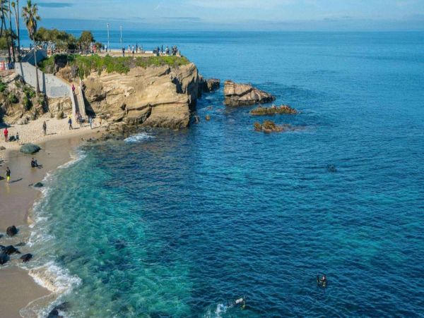 La Jolla Three Bedroom Condo Sleeps 8 Guests