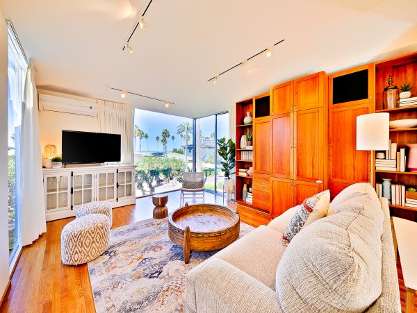La Jolla Home 1024801