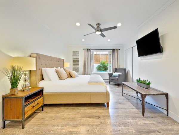 Walk to Beach La Jolla  Village Four Bedroom Vacation Rental