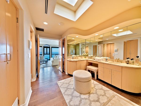 La Jolla Oceanfront luxury