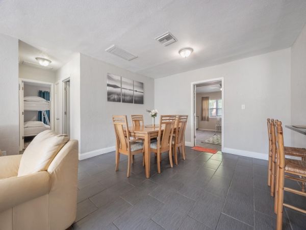 Four Bedroom Vacation Home in St. Petersburg Sleeps 14