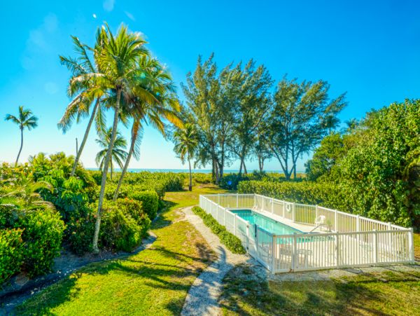 Beautiful Sanibel Vacation Home with Pool & Ocean View