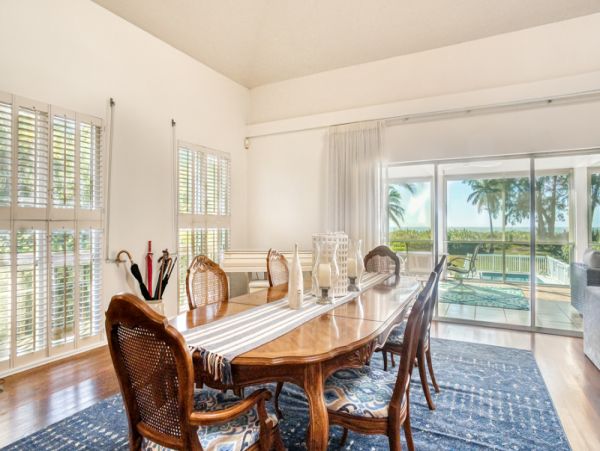 Beautiful Sanibel Vacation Home with Pool & Ocean View