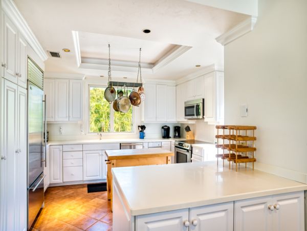 Beautiful Sanibel Vacation Home with Pool & Ocean View