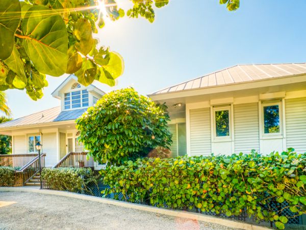 Beautiful Sanibel Vacation Home with Pool & Ocean View