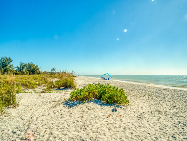 Beautiful Sanibel Vacation Home with Pool & Ocean View