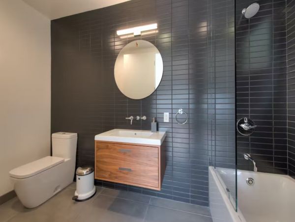 Walk to Beach Three+ Bedroom Rental Home in Venice Beach