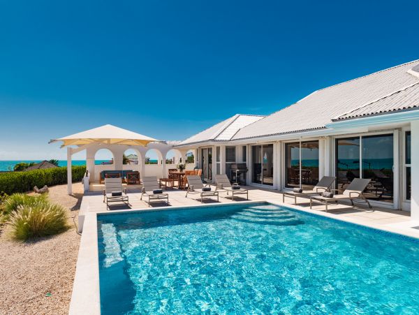 Turk and Caicos Stunning Oceanfront Property