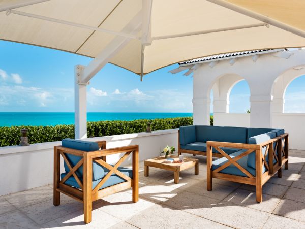 Turk and Caicos Stunning Oceanfront Property