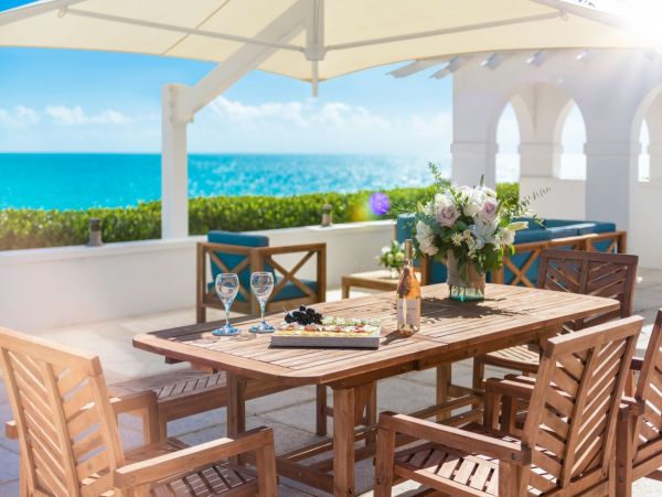 Turk and Caicos Stunning Oceanfront Property