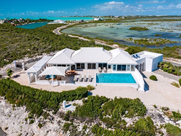 Turk and Caicos Stunning Oceanfront Property