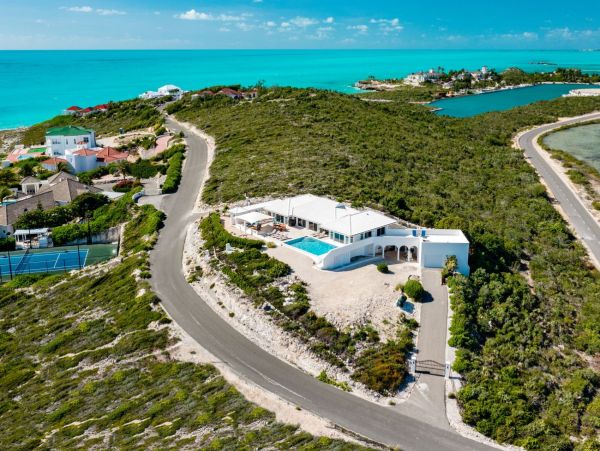 Turk and Caicos Stunning Oceanfront Property