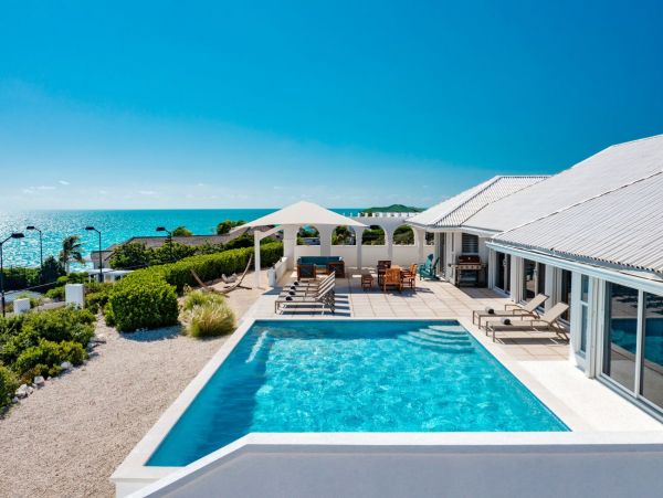 Turk and Caicos Stunning Oceanfront Property