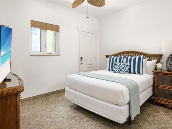 Turks and Caicos Yacht Club Penthouse