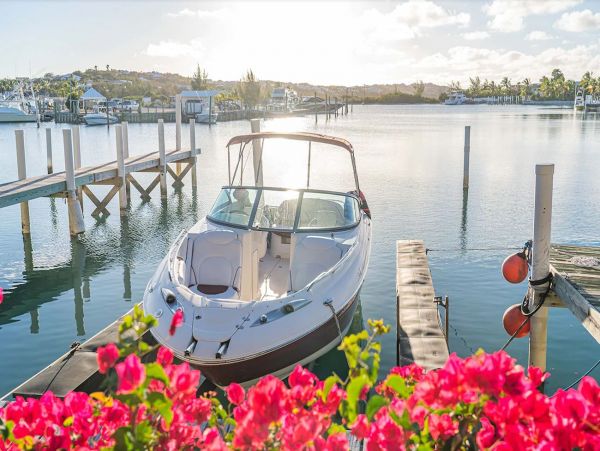 Turks and Caicos Yacht Club Penthouse