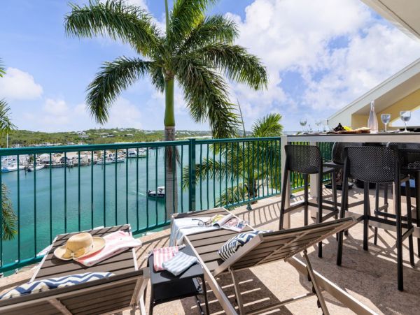 Turks and Caicos Yacht Club Penthouse