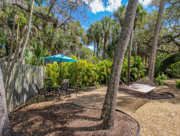 Siesta Key Vacation Walk to the Beach & Siesta Village