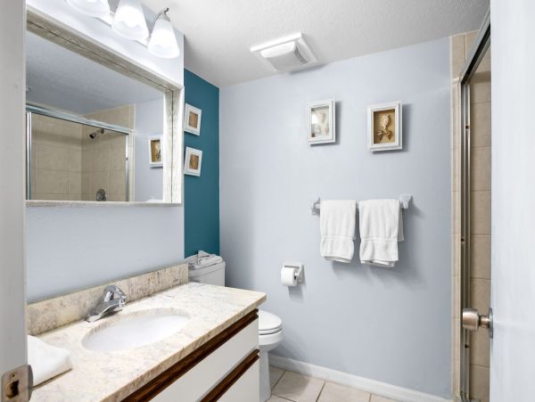 Bradenton Beach Two Bedroom Rental with Stunning Bay Views