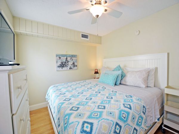 Anna Maria Island Holmes Beach Condo 1025079
