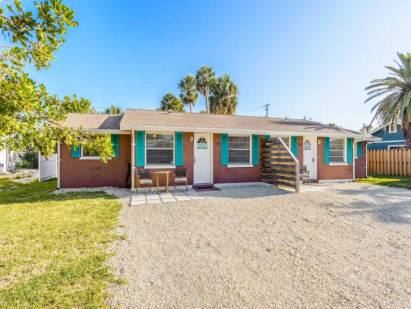 Lovely Bradenton Condo with 2 Bedrooms Sleeps 6