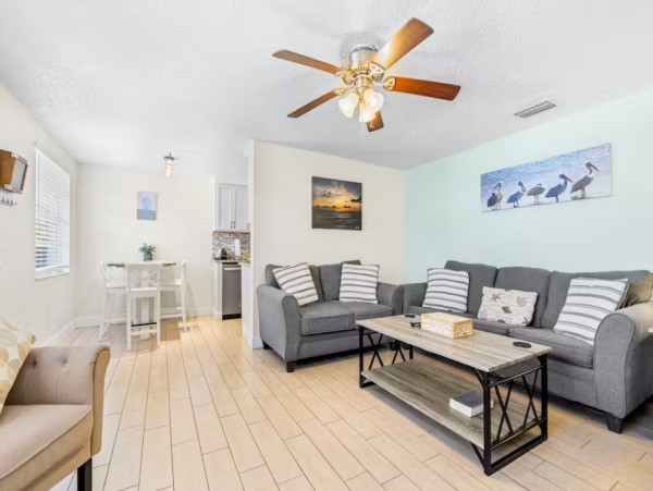 Lovely Bradenton Condo with 2 Bedrooms Sleeps 6