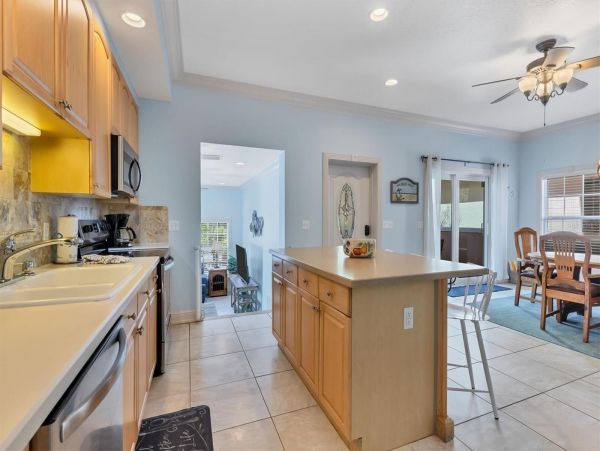 Anna Maria Island Holmes Beach Home 1025088