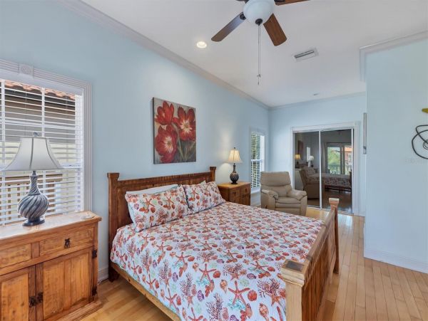 Anna Maria Island Holmes Beach Home 1025088