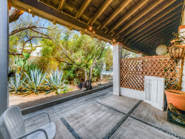 Tucson Home 1025090
