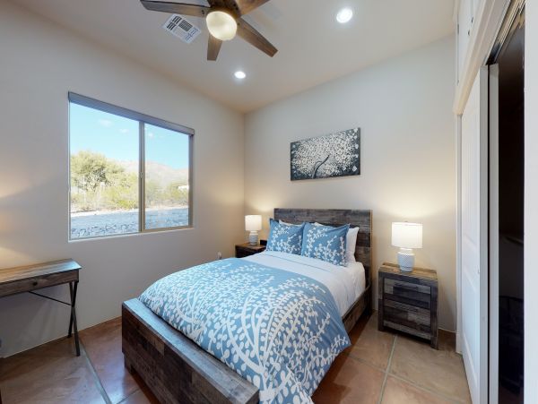Tucson Home 1025094