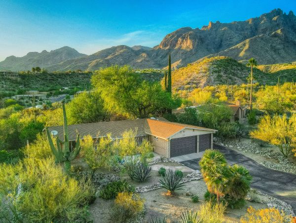 Tucson Home 1025096
